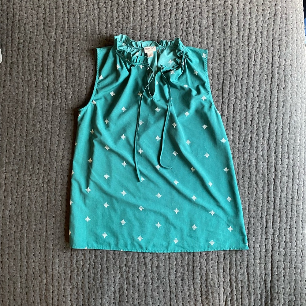 Merona sleeveless top, size S, green